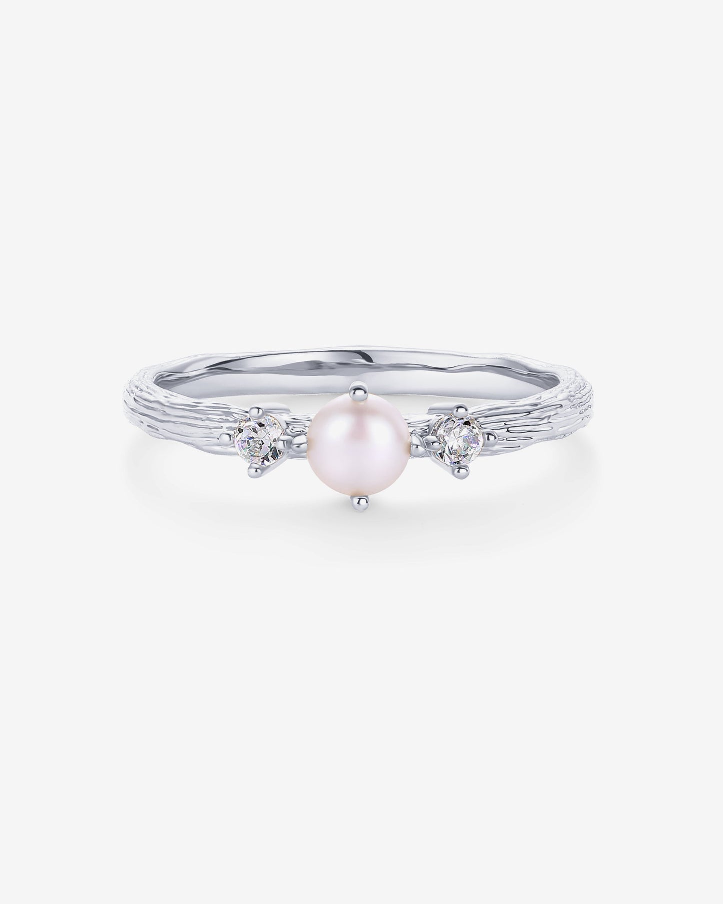 Pearl Hammered Ring