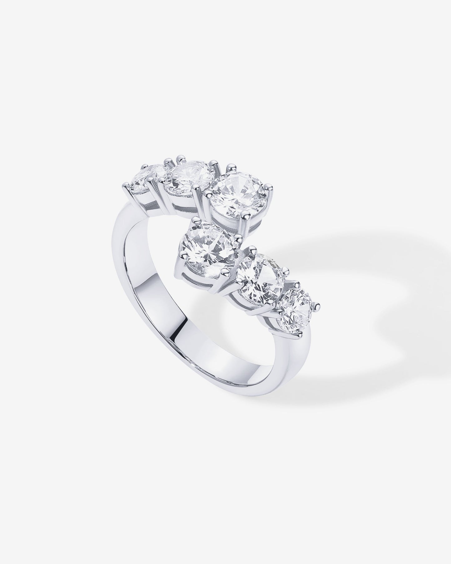 Nut Crossover Chunky Ring