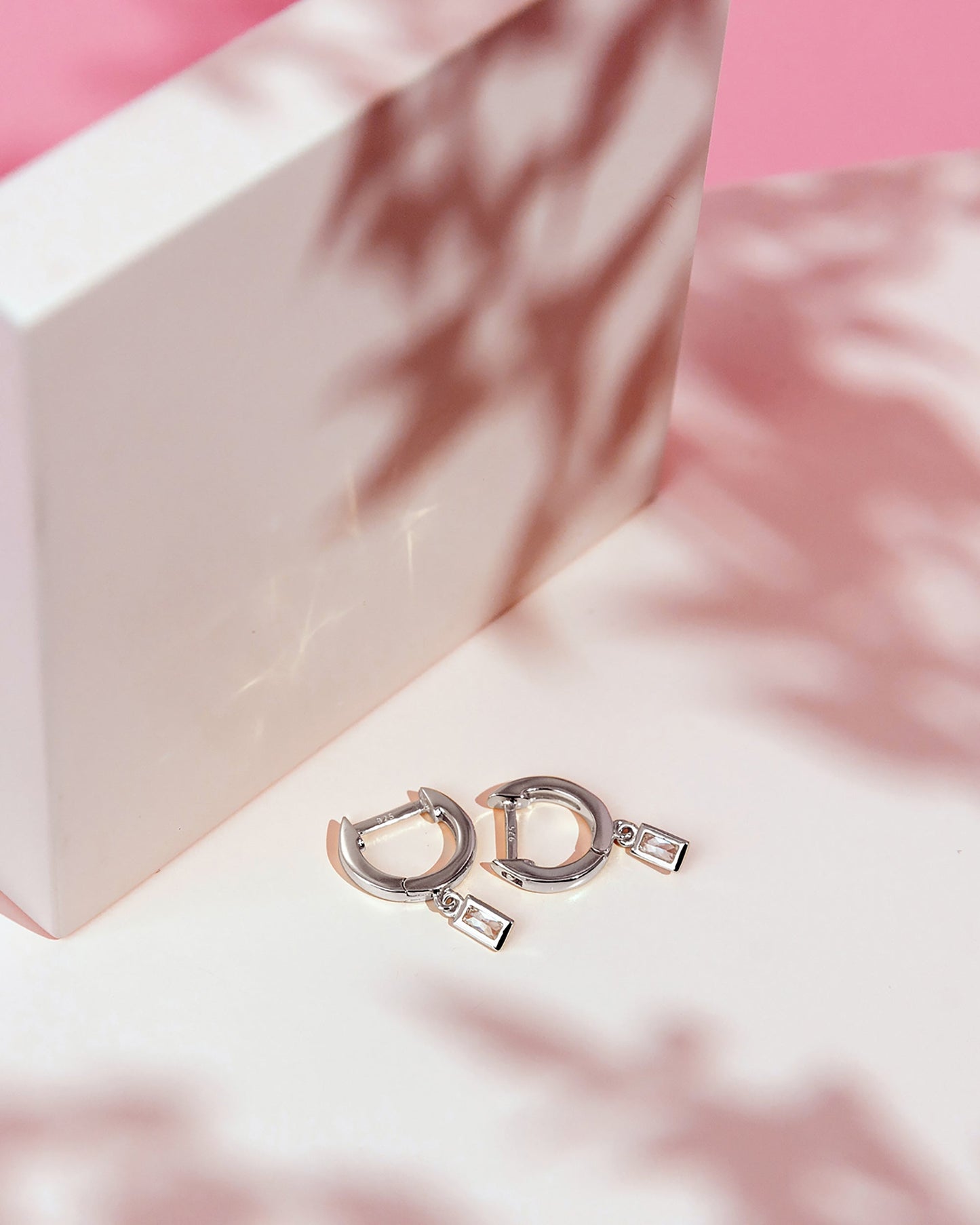 Baguette Drop Huggies